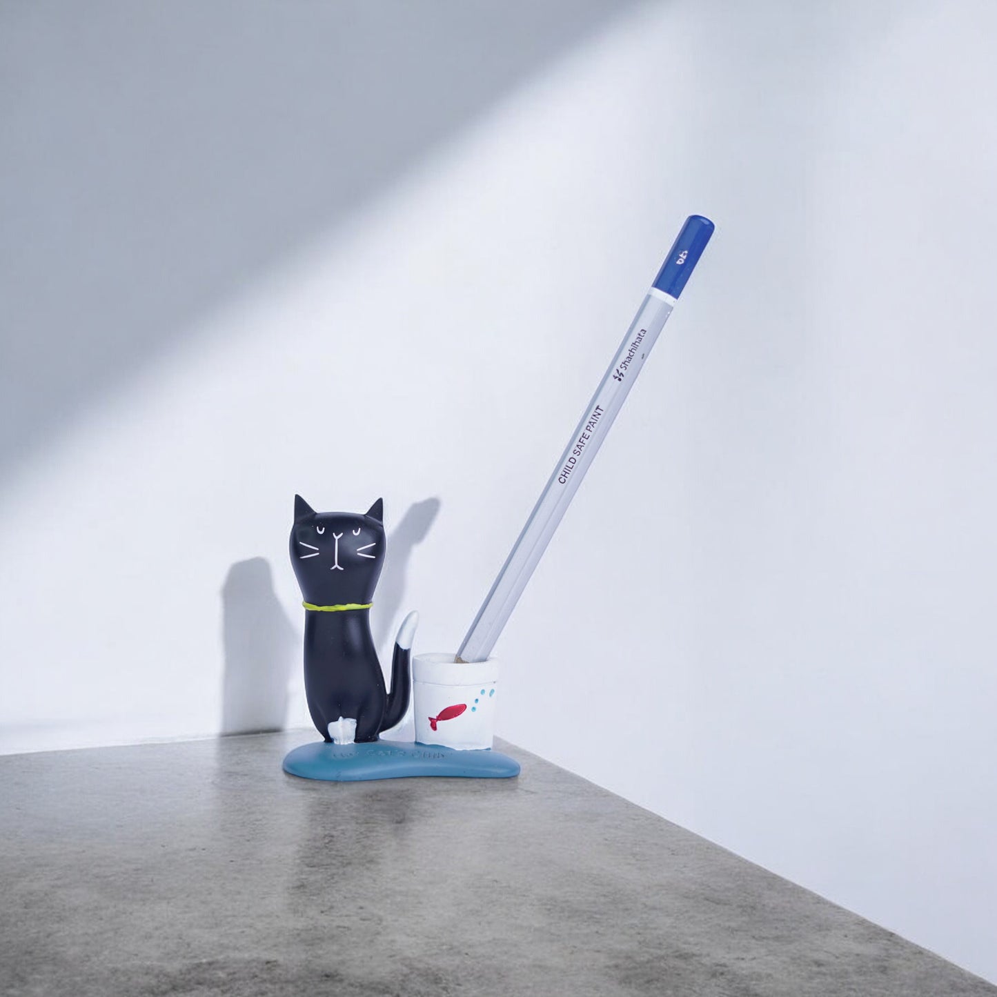 Cat pen stand black