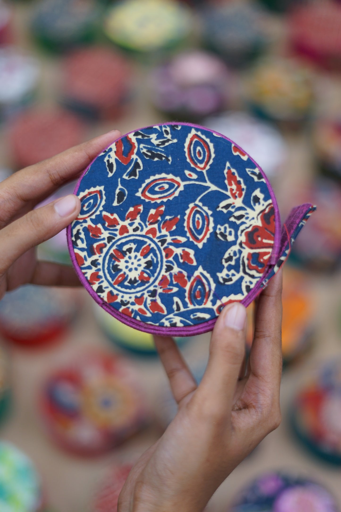 Roll Kalamkari Bangle Box (Assorted)
