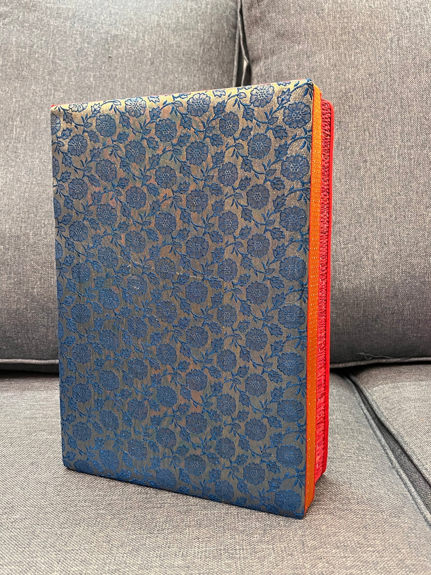 Brocade Korai Saree box