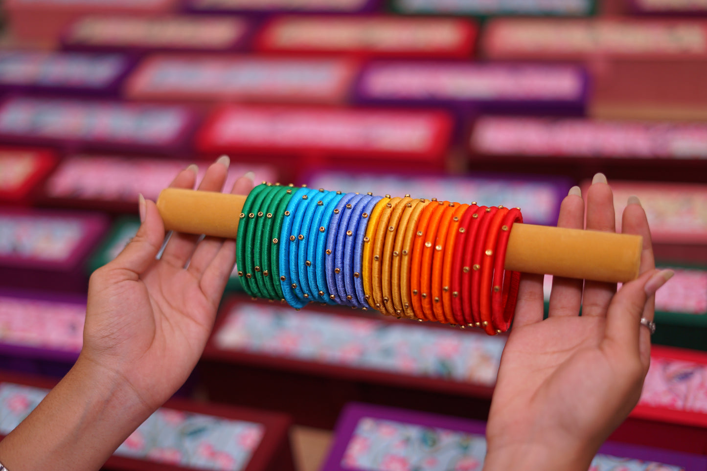Thread bangles (2pcs)