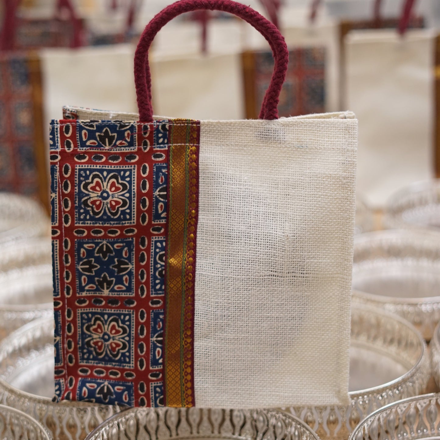 Kalamkari Jute bag with Zari (Assorted)