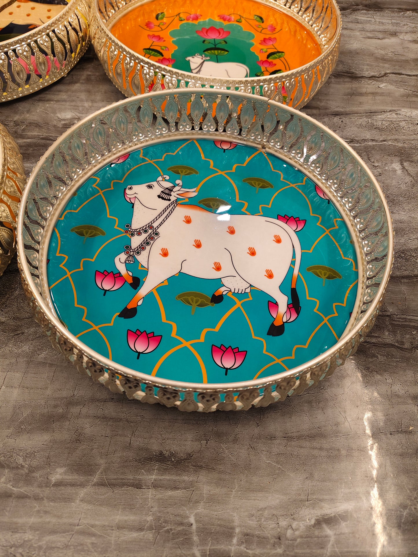 Pichwai silver finish tray - 8 inch (Assorted)