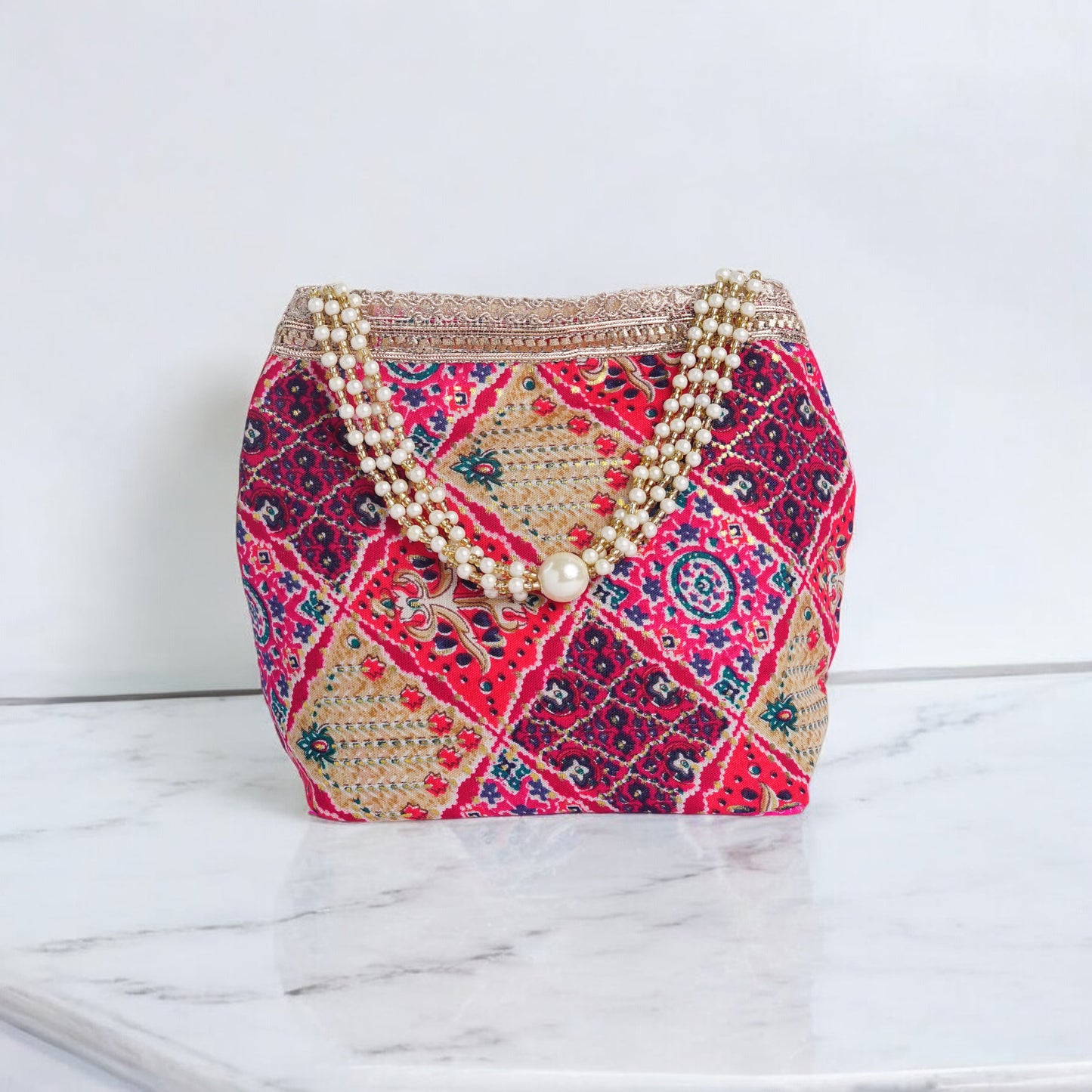 Embroidery pearl bag (Assorted)
