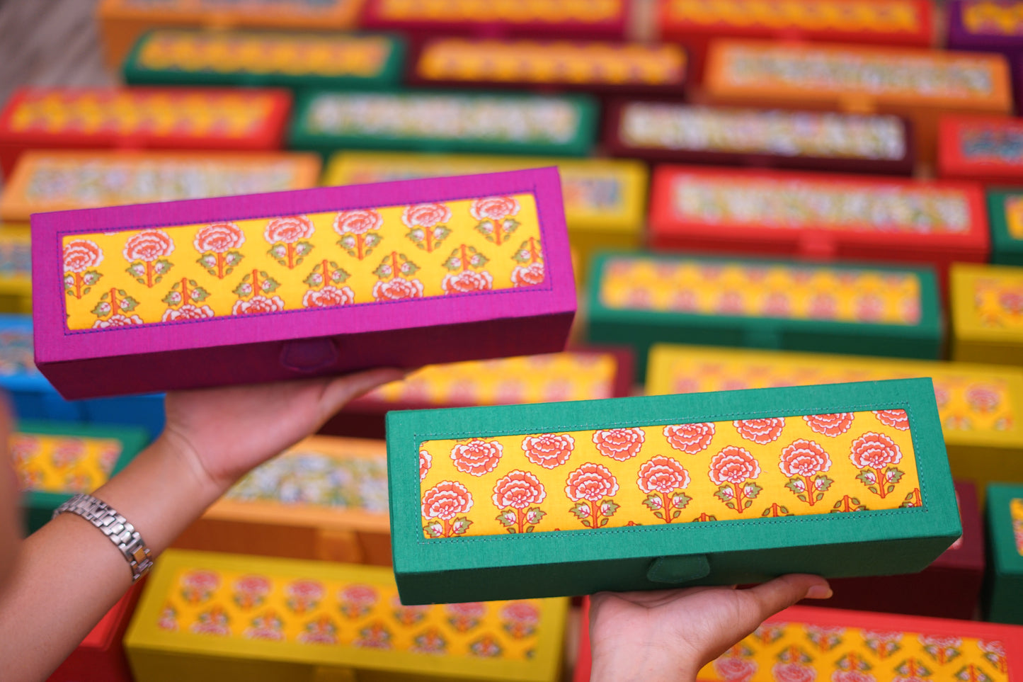 Raw silk bangle box (Assorted)