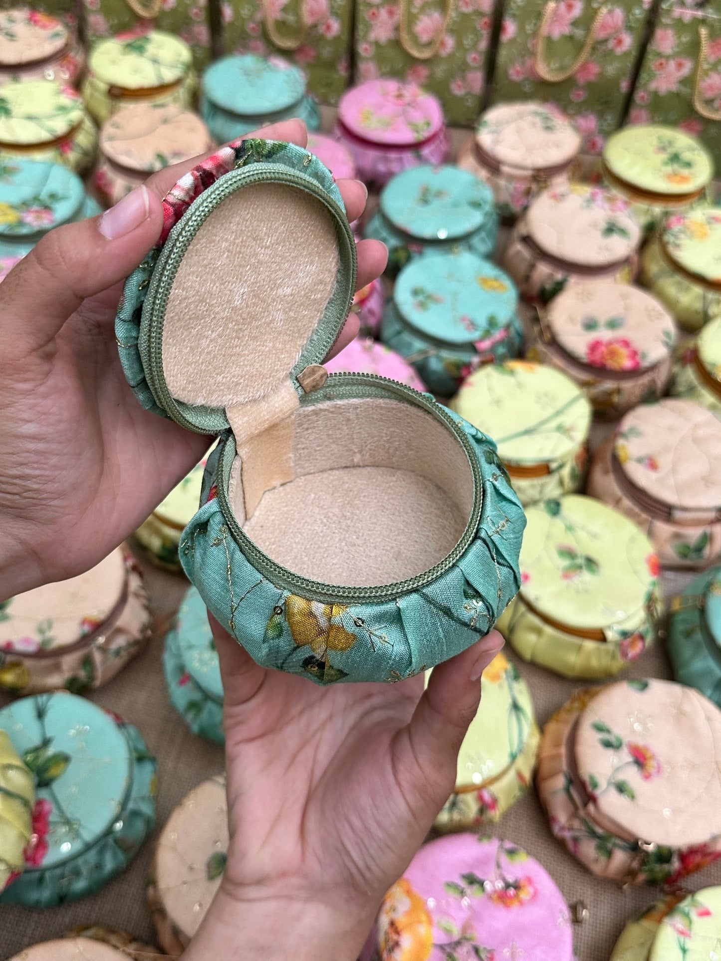 Pastel Floral Bangle box (Matki) assorted