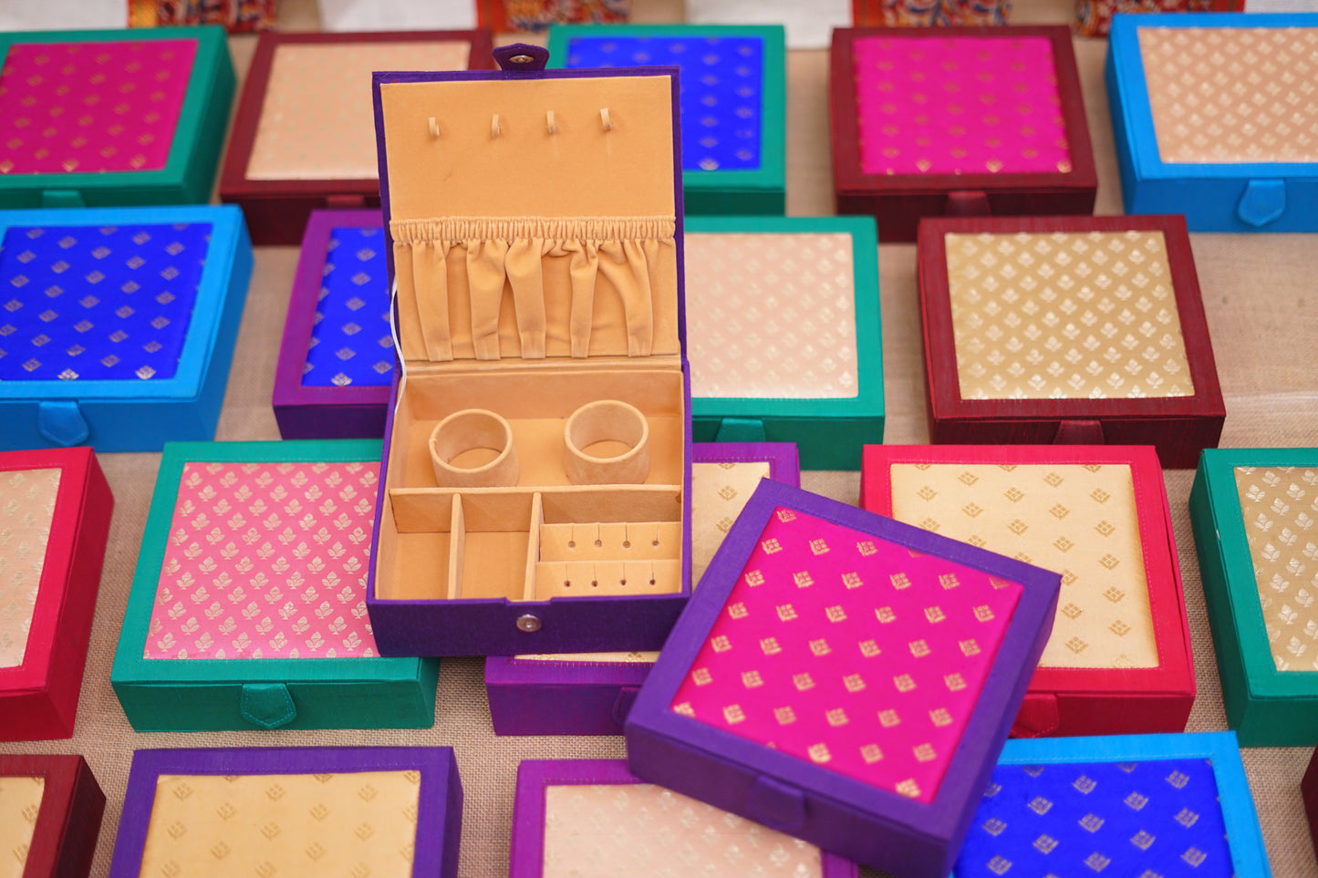 Raw silk Jewellery Organizer (Assorted)