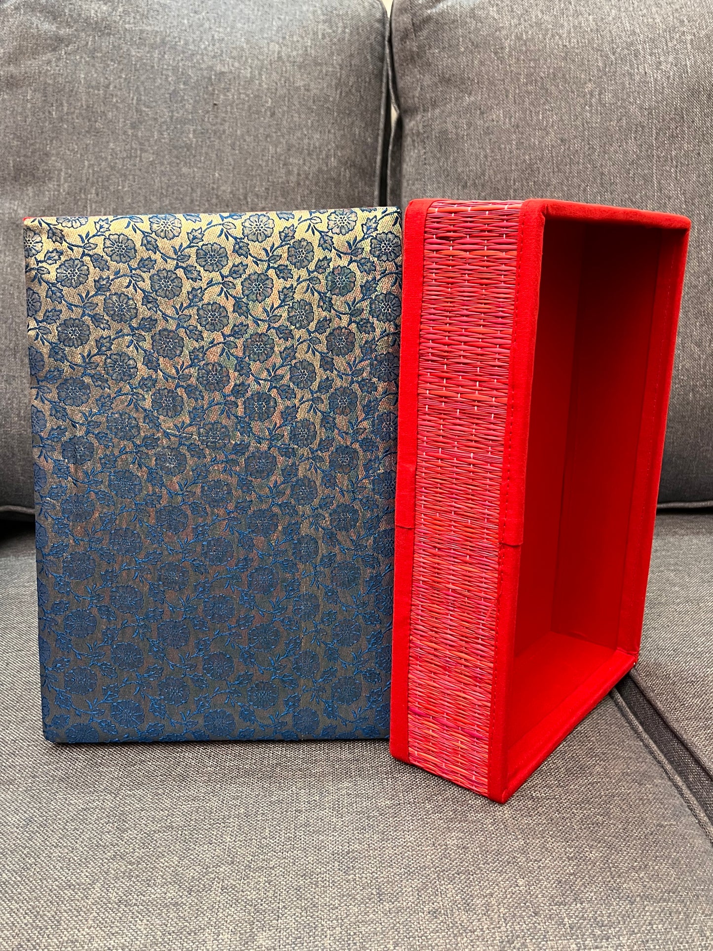 Brocade Korai Saree box