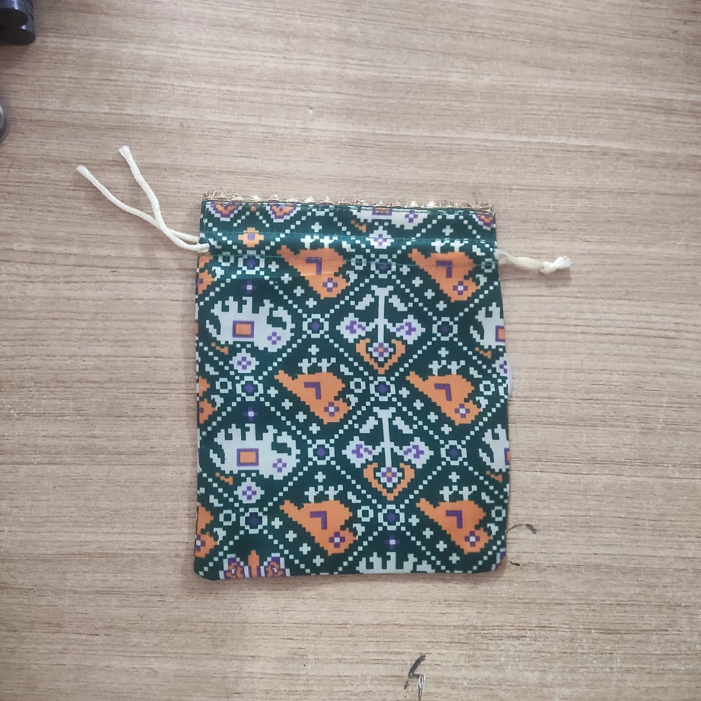 Pattern Potli - 5.5"5.5